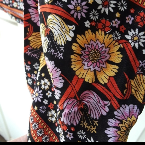 Boho Floral All Over Print Tie Waist Dress Size 2X - Picture 13 of 13